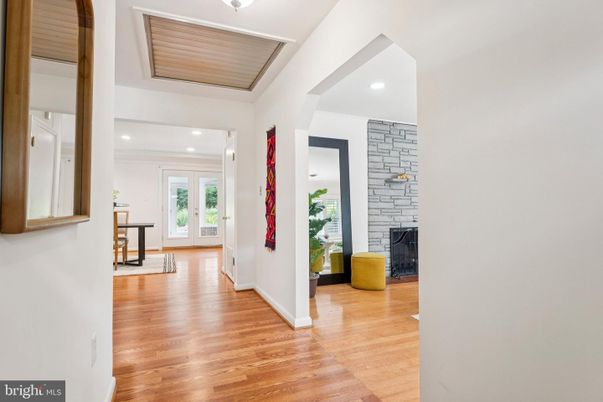 Fireplace, Interior, Recessed Lighting, Wooden Ceilings, Wood Texture Flooring