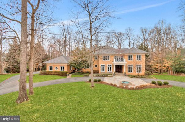 Backyard, Exterior, Facade, Georgian