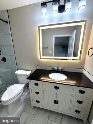 Bathroom, Interior, Marble Walls