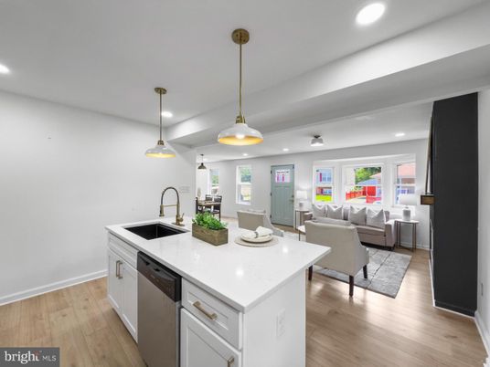 Interior, Kitchen, Living room, Pendant Lights, Recessed Lighting, Wood Texture Flooring