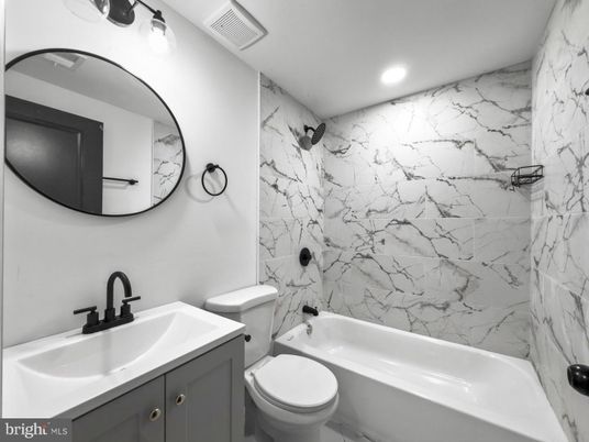 Bathroom, Interior, Marble Walls, Recessed Lighting