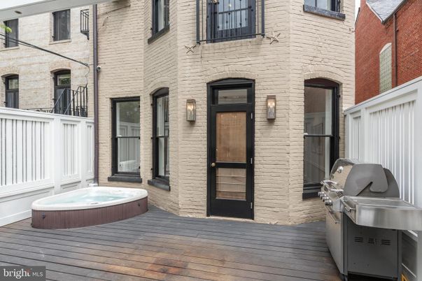 Exterior, Hot Tub