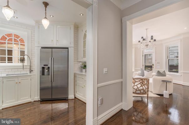 Chandelier, Interior, Kitchen, Pendant Lights, Recessed Lighting, Stainless Steel Appliances, Wood Texture Flooring