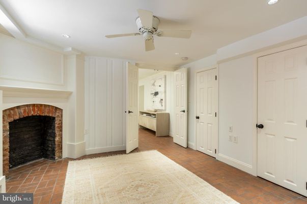 Fireplace, Interior, Recessed Lighting