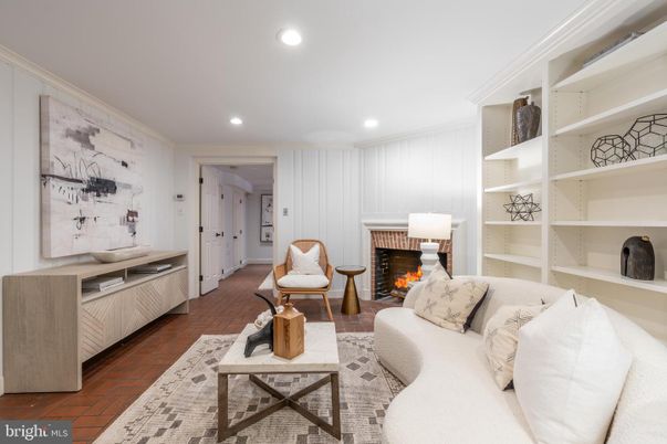 Fireplace, Interior, Living room, Recessed Lighting