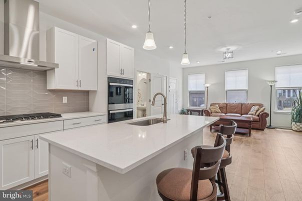 Interior, Kitchen, Living room, Pendant Lights, Recessed Lighting, Stainless Steel Appliances, Wood Texture Flooring