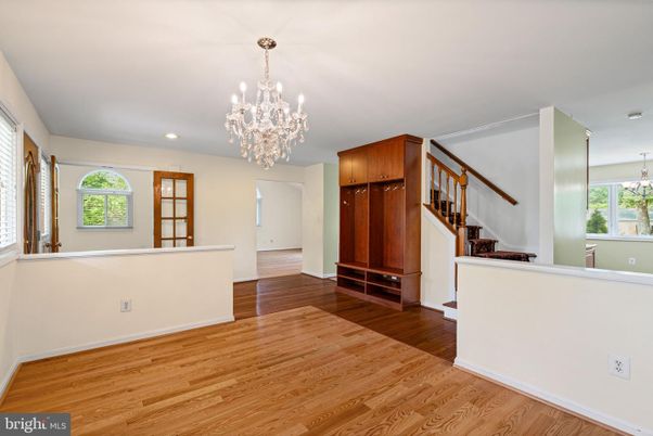 Chandelier, Interior, Recessed Lighting, Wood Texture Flooring