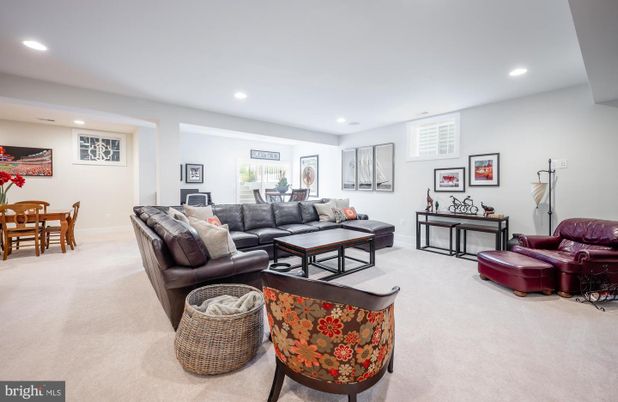 Dining room, Interior, Living room, Recessed Lighting