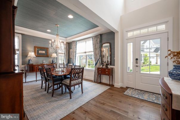 Chandelier, Dining room, Interior, Recessed Lighting, Wood Texture Flooring
