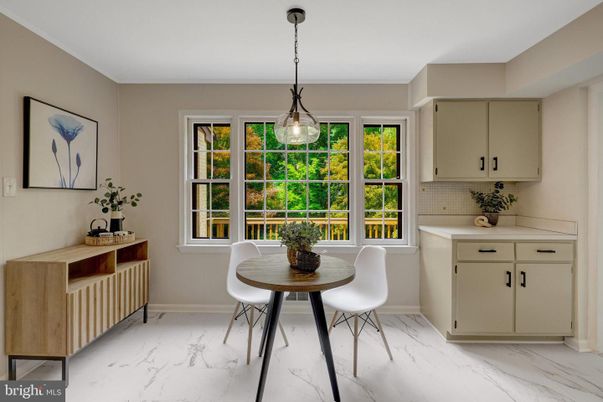 Dining room, Interior, Marble, Pendant Lights