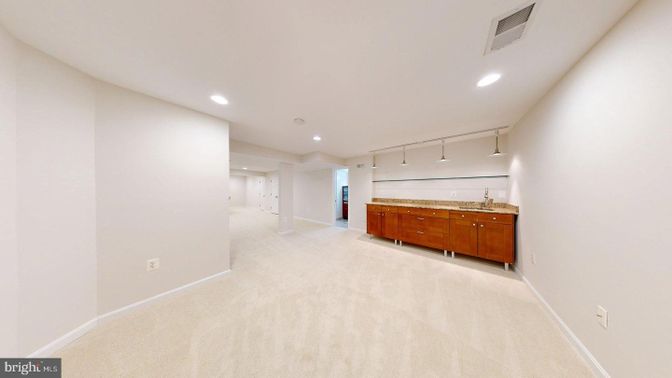 Empty room, Interior, Recessed Lighting