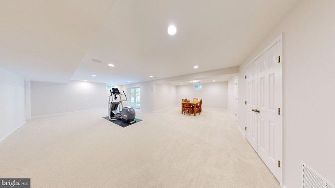 Dining room, Fitness Equipment, Interior, Recessed Lighting
