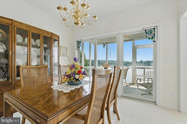 Chandelier, Dining room, Interior