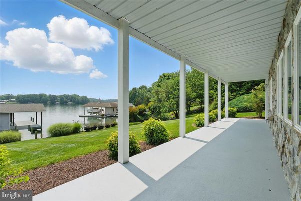 Exterior, Water