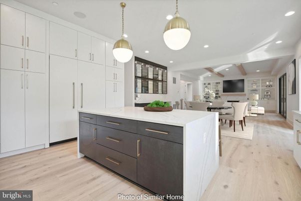 Dining room, Interior, Pendant Lights, Recessed Lighting, Wood Texture Flooring
