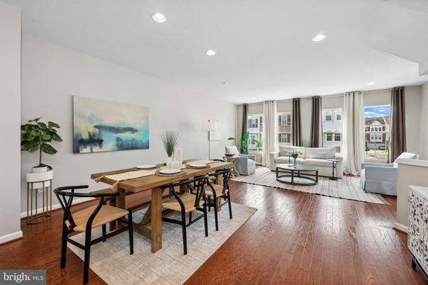 Dining room, Interior, Living room, Recessed Lighting, Wood Texture Flooring