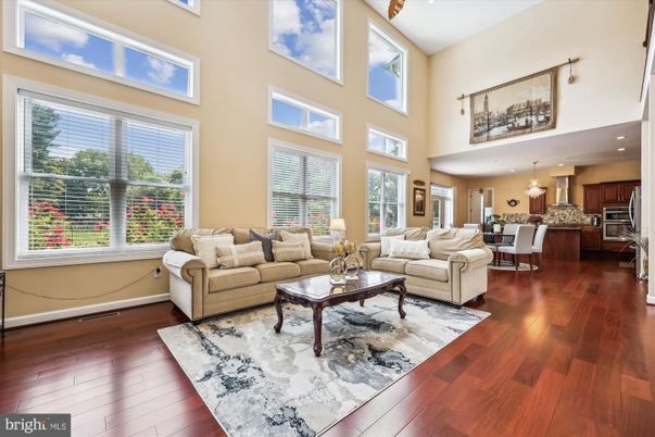 Dining room, Interior, Kitchen, Living room, Pendant Lights, Recessed Lighting, Wood Texture Flooring