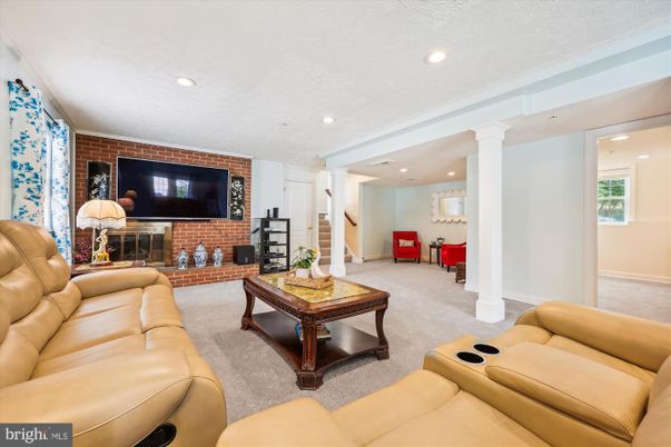 Interior, Living room, Recessed Lighting, Stone Walls