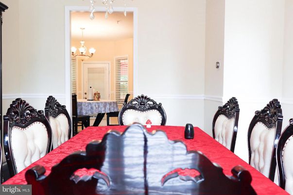 Chandelier, Dining room, Interior