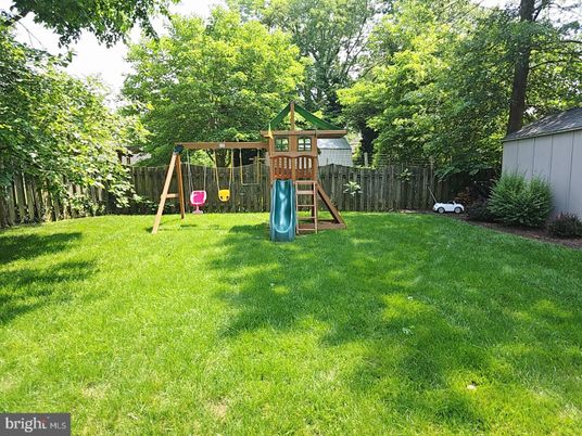Backyard, Exterior, Playground