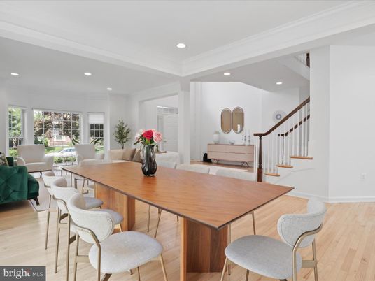 Dining room, Interior, Living room, Recessed Lighting, Wood Texture Flooring