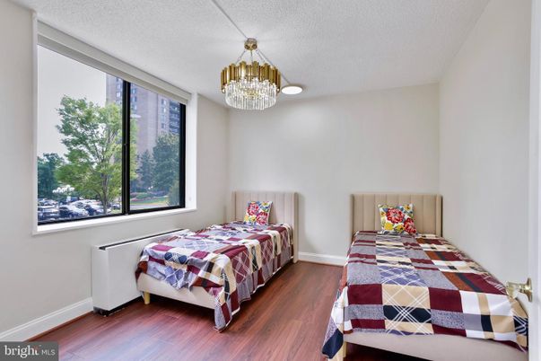 Bedroom, Interior, Pendant Lights, Wood Texture Flooring