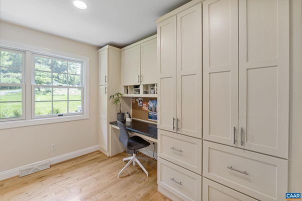 Home Office, Interior, Recessed Lighting, Wood Texture Flooring