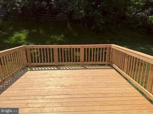 Exterior, Wood Texture Flooring