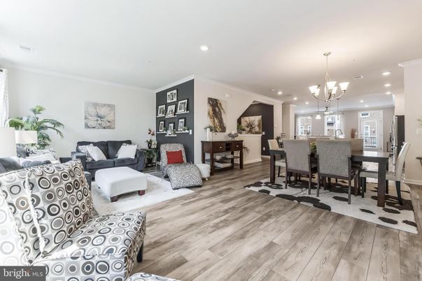 Chandelier, Dining room, Interior, Living room, Recessed Lighting, Wood Texture Flooring