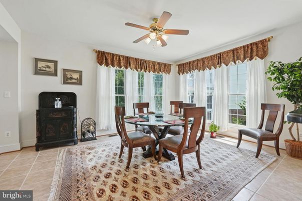 Dining room, Interior