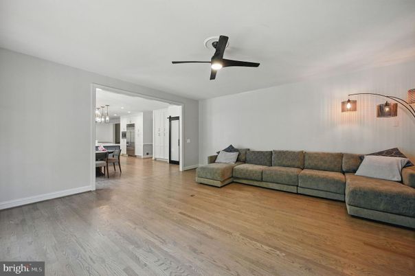 Dining room, Interior, Living room, Pendant Lights, Wood Texture Flooring