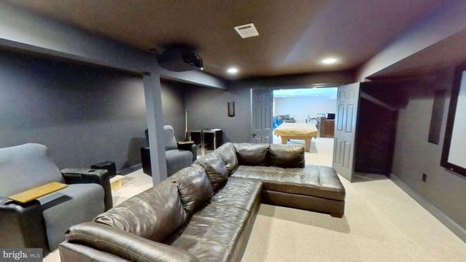 Interior, Projection Screen, Recessed Lighting, Theatre Room