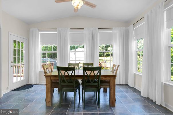 Dining room, Interior