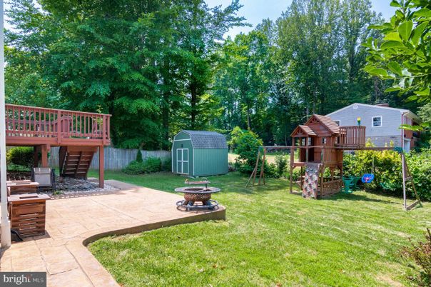 Backyard, Exterior, Playground