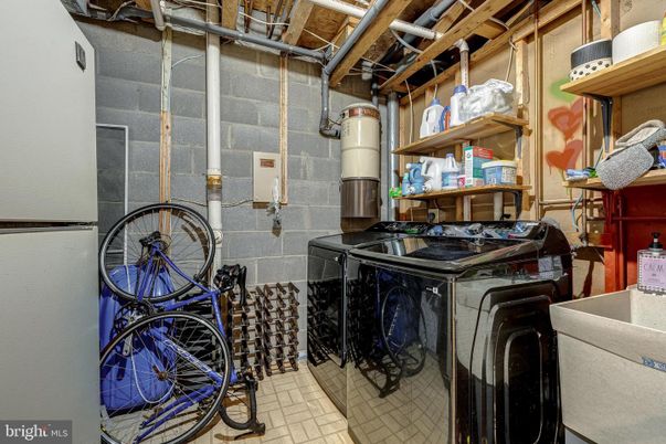 Interior, Washer