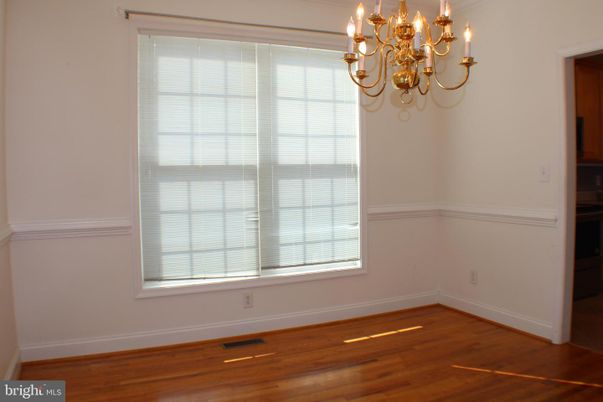 Chandelier, Empty room, Interior, Wood Texture Flooring
