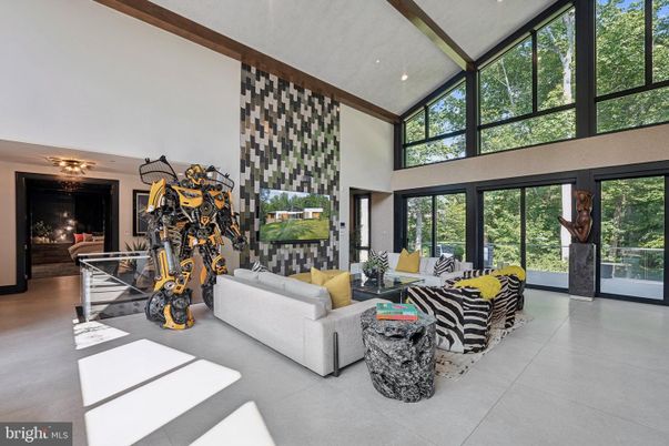 Interior, Living room, Recessed Lighting, Sun Room