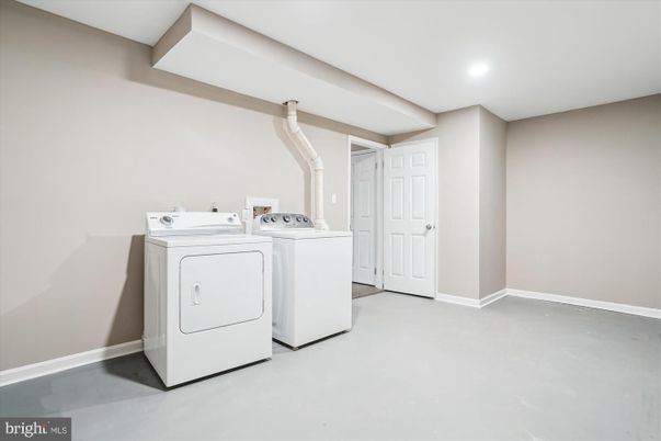 Interior, Recessed Lighting, Washer