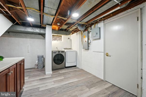 Interior, Stone Walls, Washer, Wood Texture Flooring