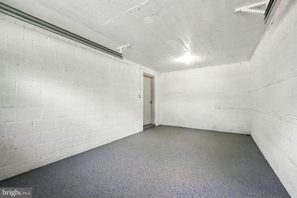 Empty room, Garage, Interior, Stone Walls