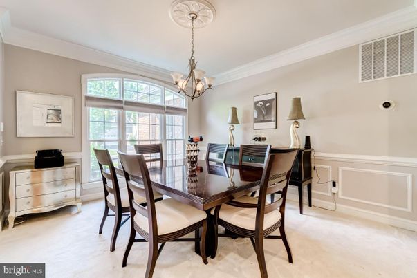 Chandelier, Dining room, Interior