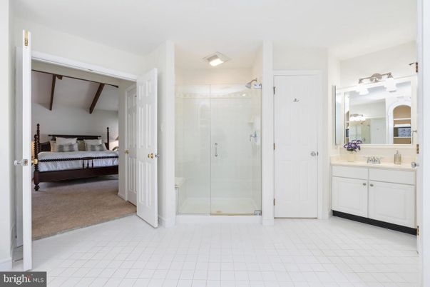 Bathroom, Bedroom, Glass Shower, Interior