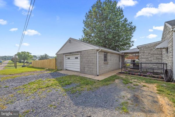 Backyard, Detached Garage, Exterior