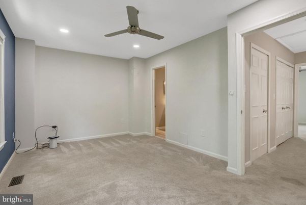 Empty room, Interior, Recessed Lighting