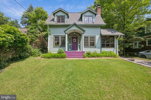 Exterior, Facade, Cape Cod
