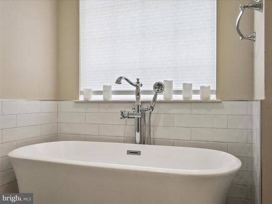 Bathroom, Free Standing Baths, Interior