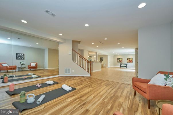 Fitness Equipment, Interior, Recessed Lighting, Wood Texture Flooring