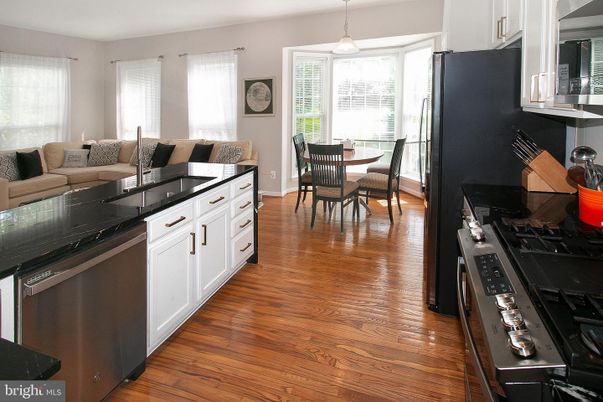 Dining room, Interior, Kitchen, Living room, Pendant Lights, Wood Texture Flooring