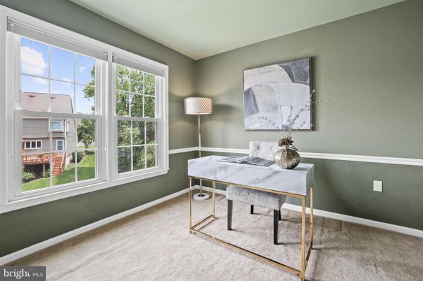 Home Office, Interior
