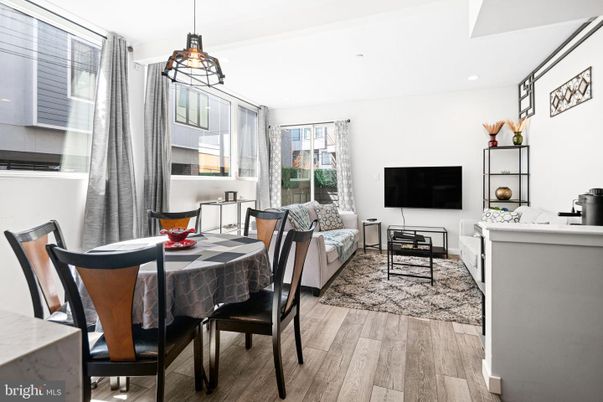 Dining room, Interior, Living room, Pendant Lights, Recessed Lighting, Wood Texture Flooring